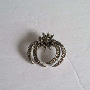 Vintage Brooch, EUC